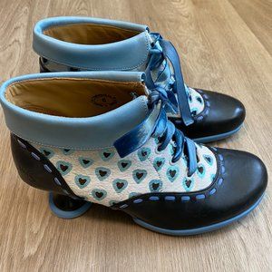 John Fluevog ENNEAGRAM INVEST- IGATOR COLLARED LACE-UP ANKLE BOOT